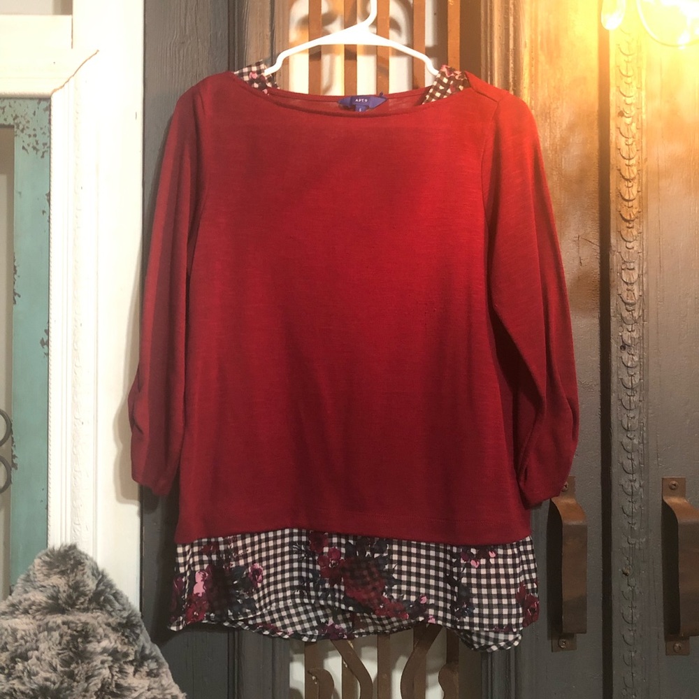 Cute red blouse, Apt 9, small